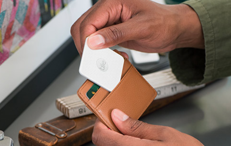 Dialog Semi enhances connectivity of Tile Slim, the thinnest Bluetooth tracker available